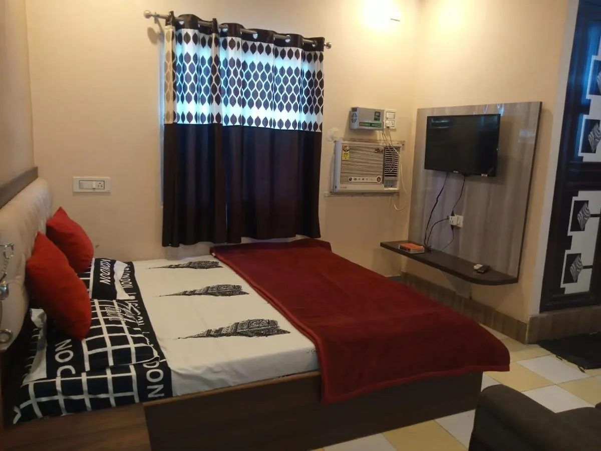 Bed & Breakfast Bliss Guest House Assi Ghat Varanasi India